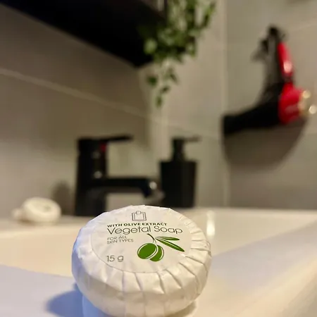 Prime Old Town Apartment