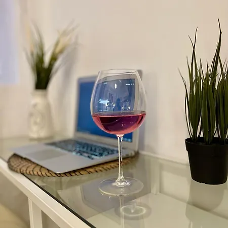 Prime Old Town Apartment